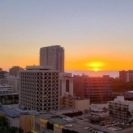 هونولولو Waikiki Kuhio 1-Bedrm Apt, Ocean View, Free Parking & Wifi المظهر الخارجي الصورة