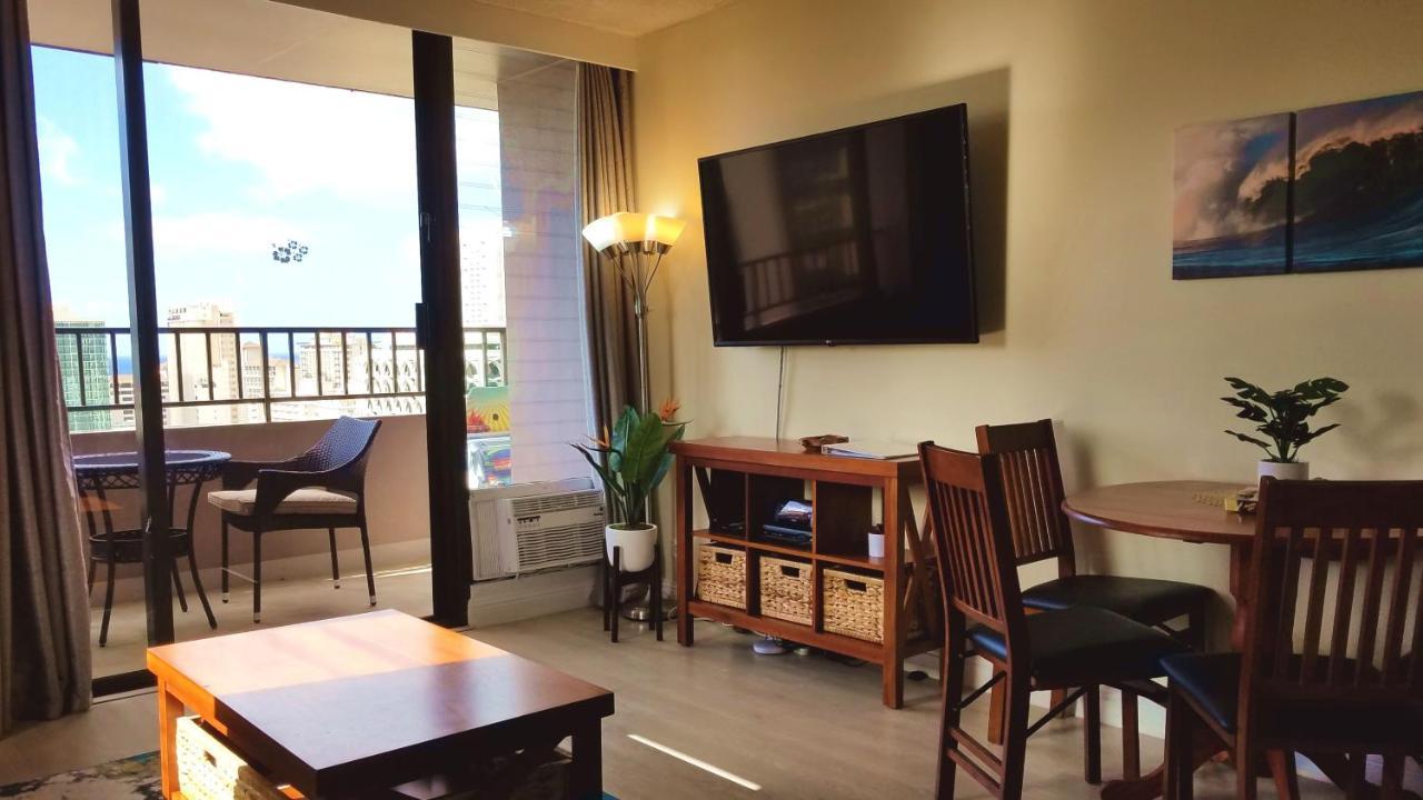 هونولولو Waikiki Kuhio 1-Bedrm Apt, Ocean View, Free Parking & Wifi المظهر الخارجي الصورة